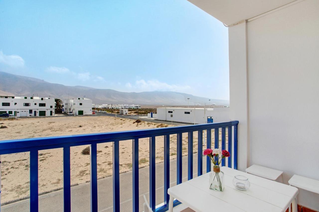 Apartamento El Pueblo Famara Exterior foto